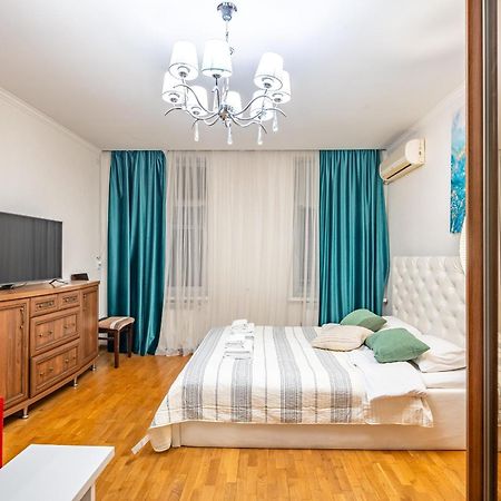 Just Another Comfy Apartment On The Main Squere. 2 Bedrooms, Own Heating, Ac Lvov Exteriér fotografie
